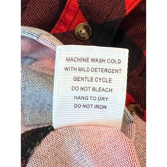 Eden & Olivia Red & black buffalo plaid buttondown long sleeve roll up sleeves - Picture 7 of 9